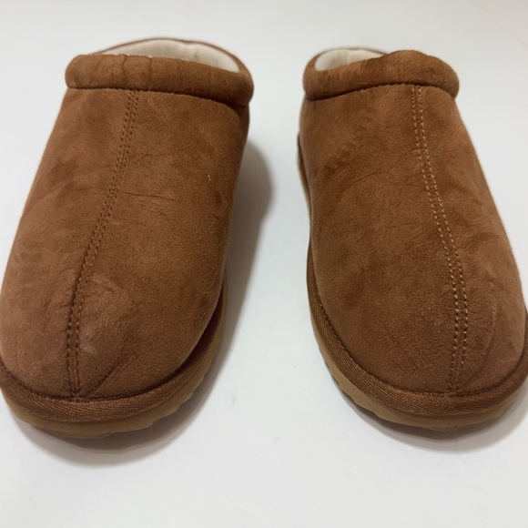 Old Navy Kids Size XXL (5Y-6Y) Cozy Brown Slip-On Clog Slippers - Picture 9 of 15